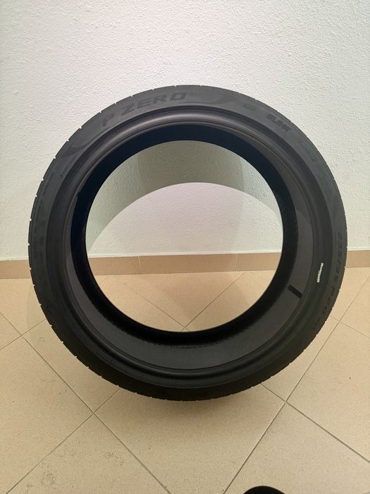 Pirelli P-ZERO 235/35/R20 T0