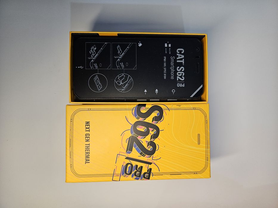 Nieużywany smartfon CAT S62 PRO