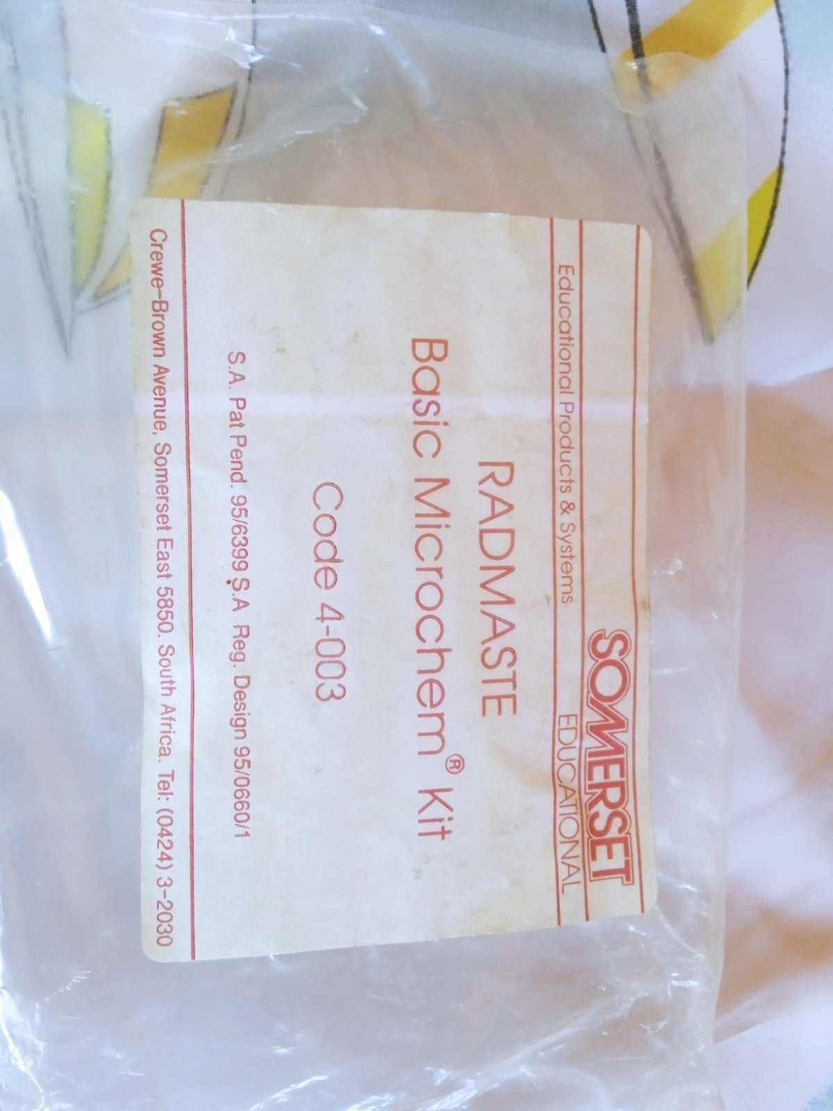 Набір для хімічних дослідів RADMASTE Basic Microchem Kit