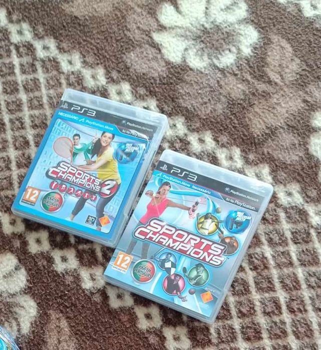 Jogos PS4, PSP, PS2 e 1 comando move com câmera e dois jogos (PS3)