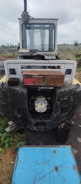 Львівський погрузчик , навантажувач,