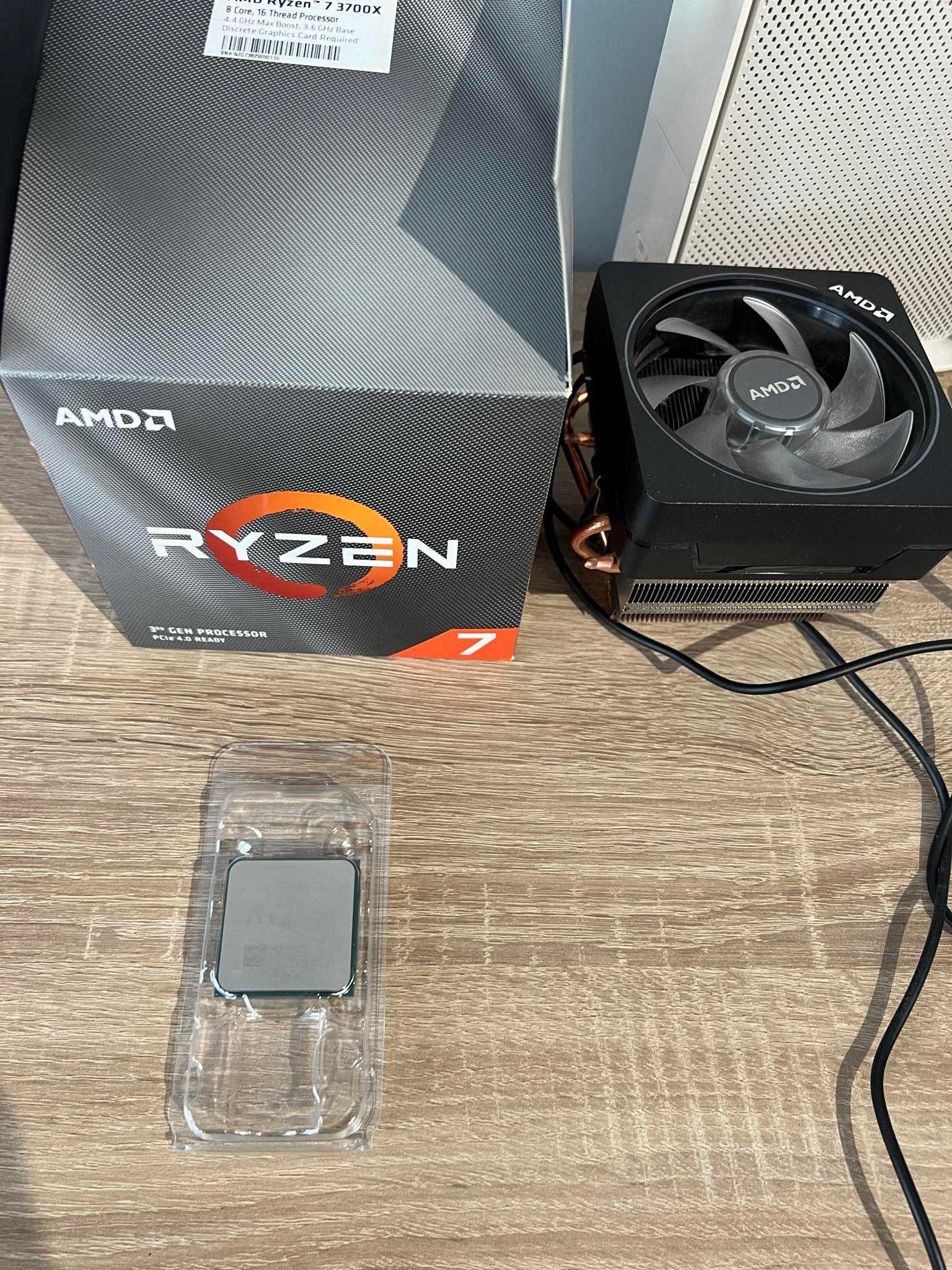 AMD Ryzen 7 3700x z chłodzeniem