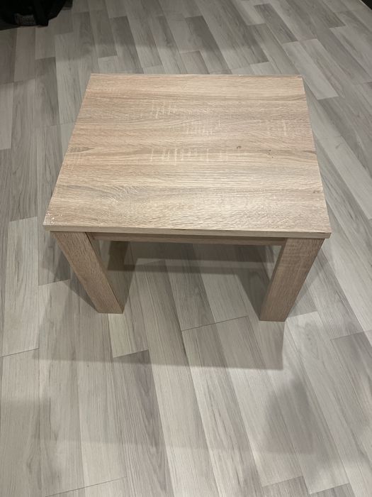 Oddam za darmo stolik