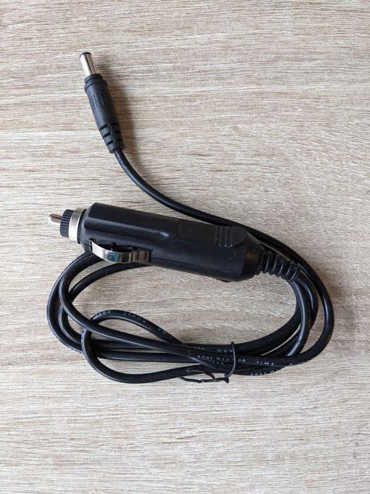 Автомобільний адаптер прикурювач DC 12V 3A