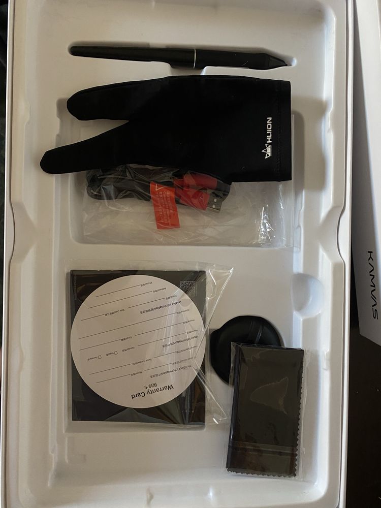 Tablet graficzny profesjonalny Huion Kamvas 13