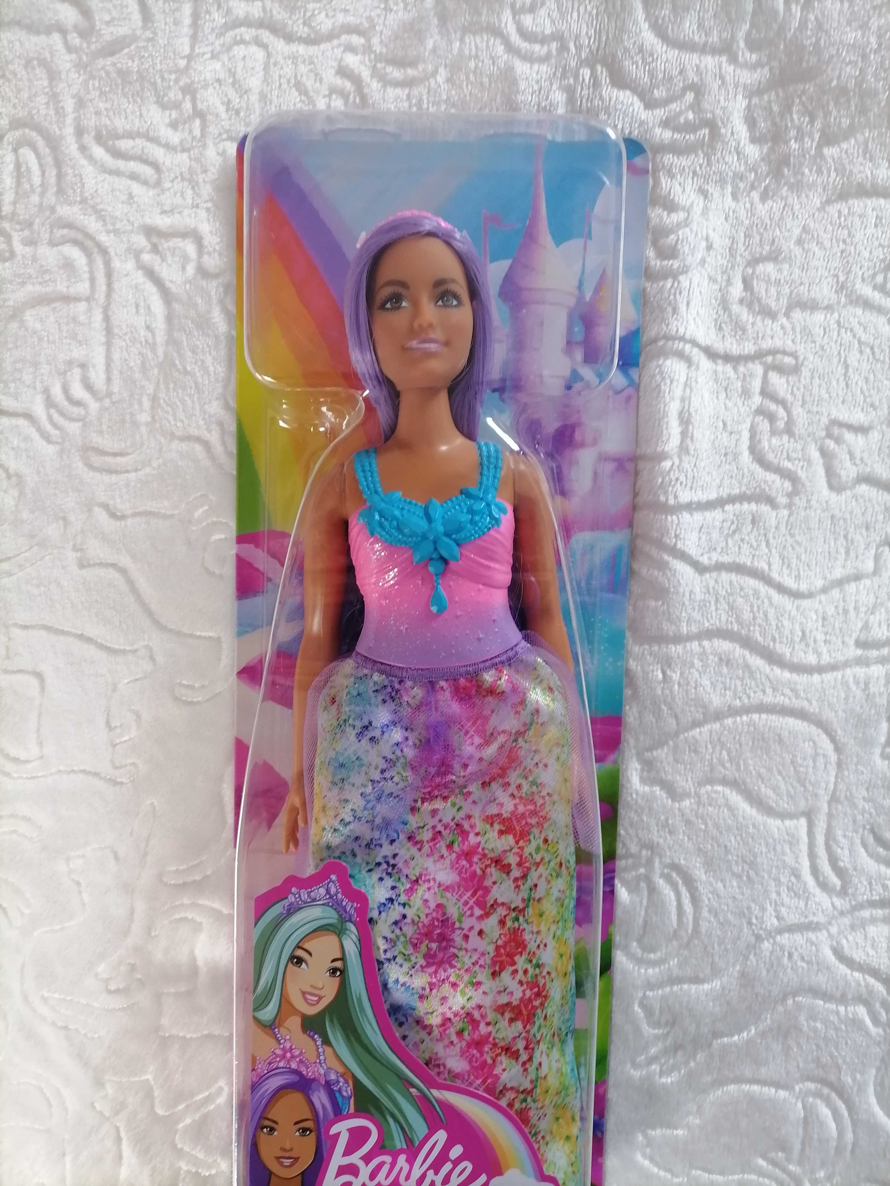 Barbie Dreamtopia fioletowy kolor włosów