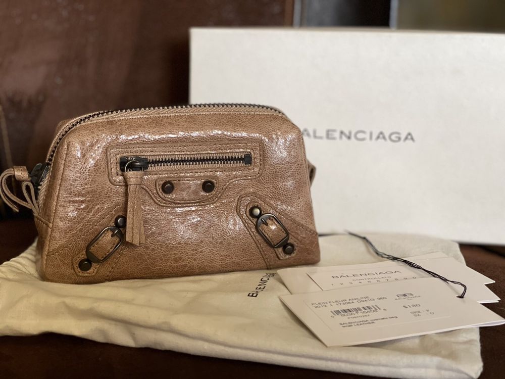 Balenciaga косметичка клатч