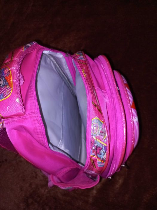 Портфель для дівчинки