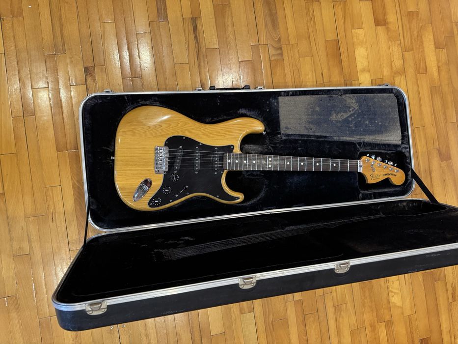 Продам Fender Stratocaster S9 1982