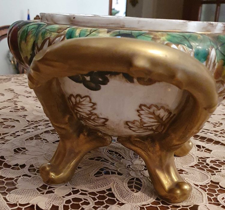 Centro de Mesa, Pintado à Mão, detalhes em ouro.