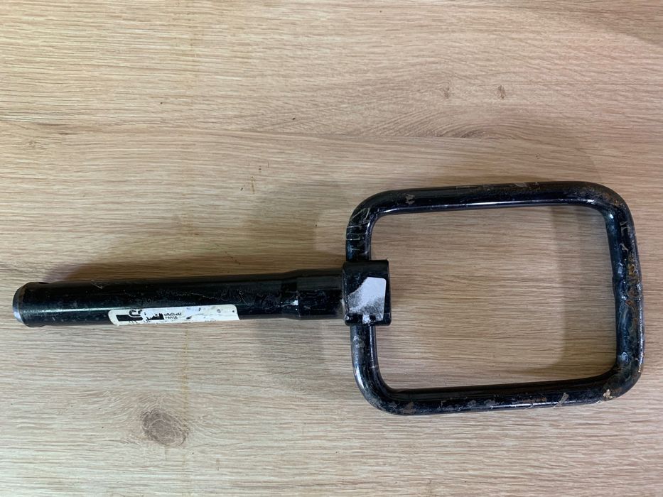 Палець причіпного пристрою 32мм 445452A2