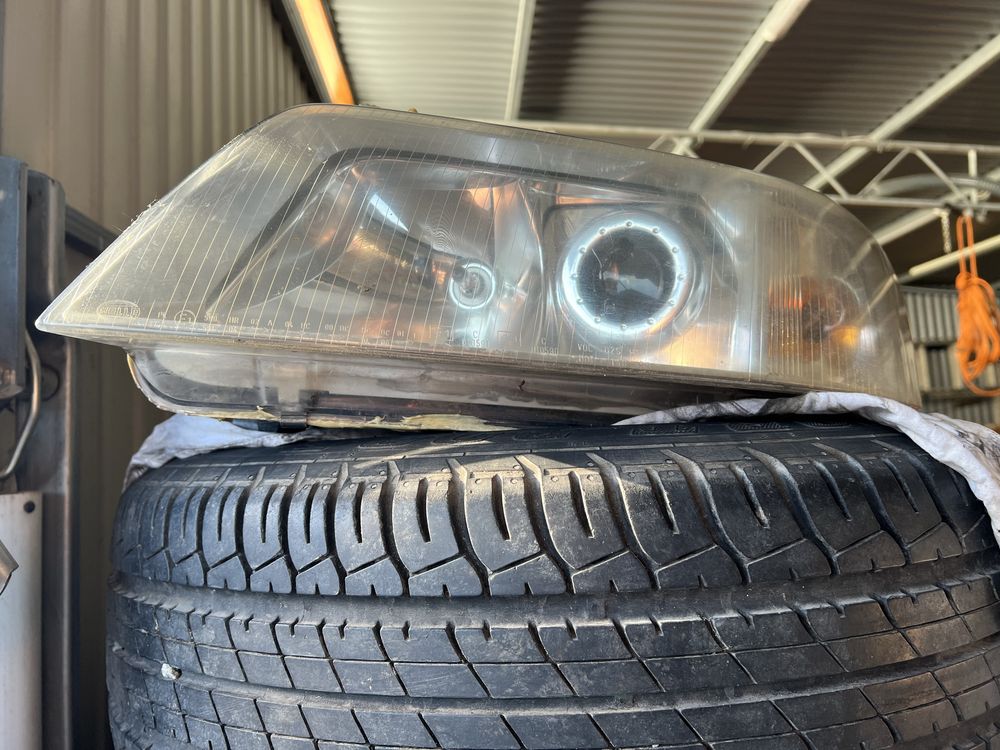 Lampa przednia lewa A6C5 Xenon przedlift