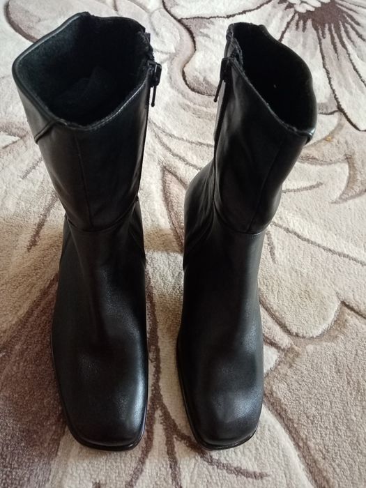 Шкіряні, Осінні чобітки з Італії.