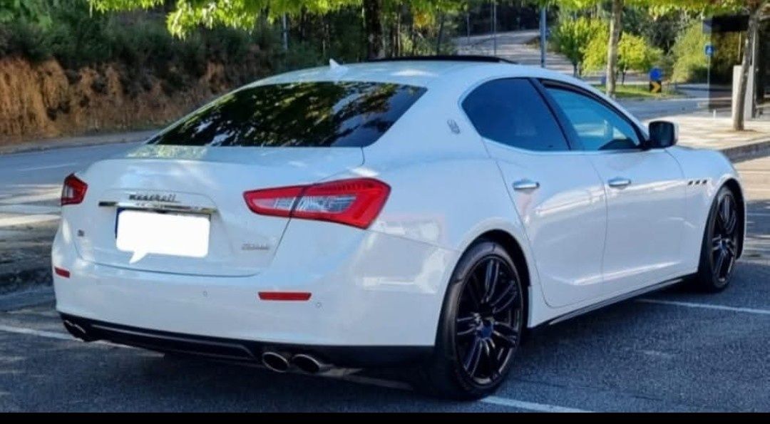 Maserati ghibli SQ4 ferrari f160