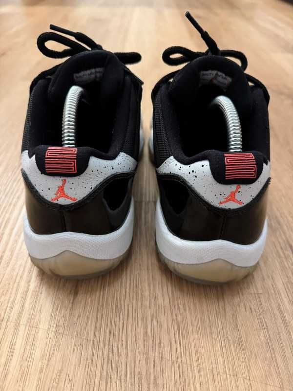 Nike Air Jordan 11 Retro Low Infrared 23 Pure buty do koszykówki 42,5