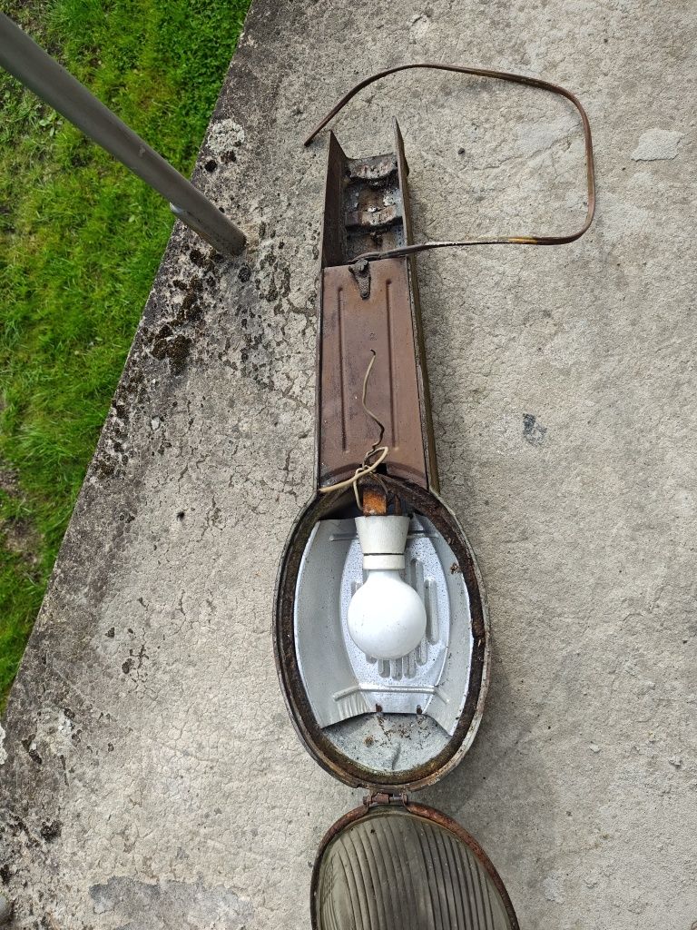 Mesko OUR 125 oprawa lampa latarnia uliczna PRL