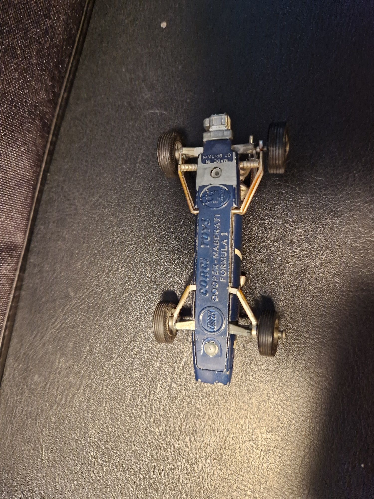 Model bolidu formuły1 f1 maserati corgi toys