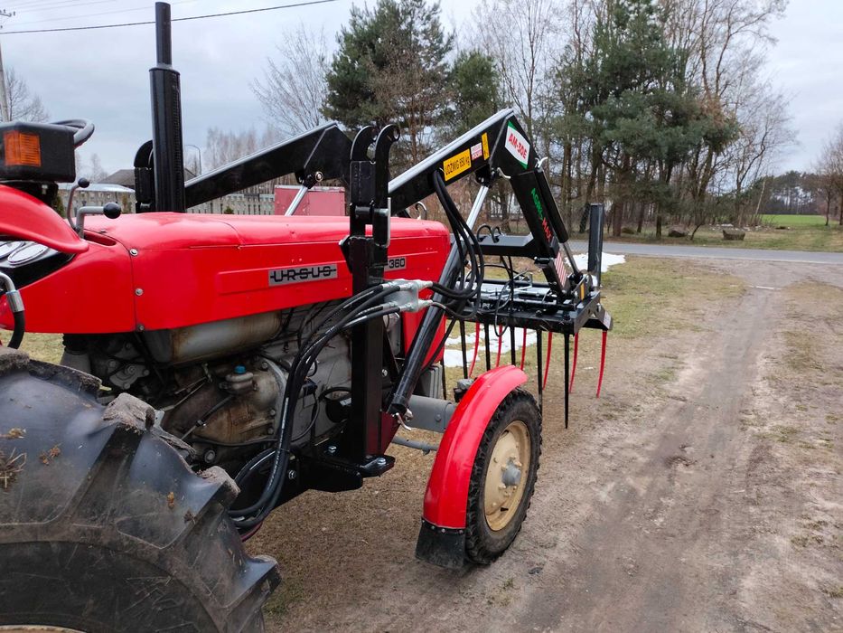 Ładowacz czołowy AM-30E 3-sekcyjny, Euro-ramka firmy Agromax