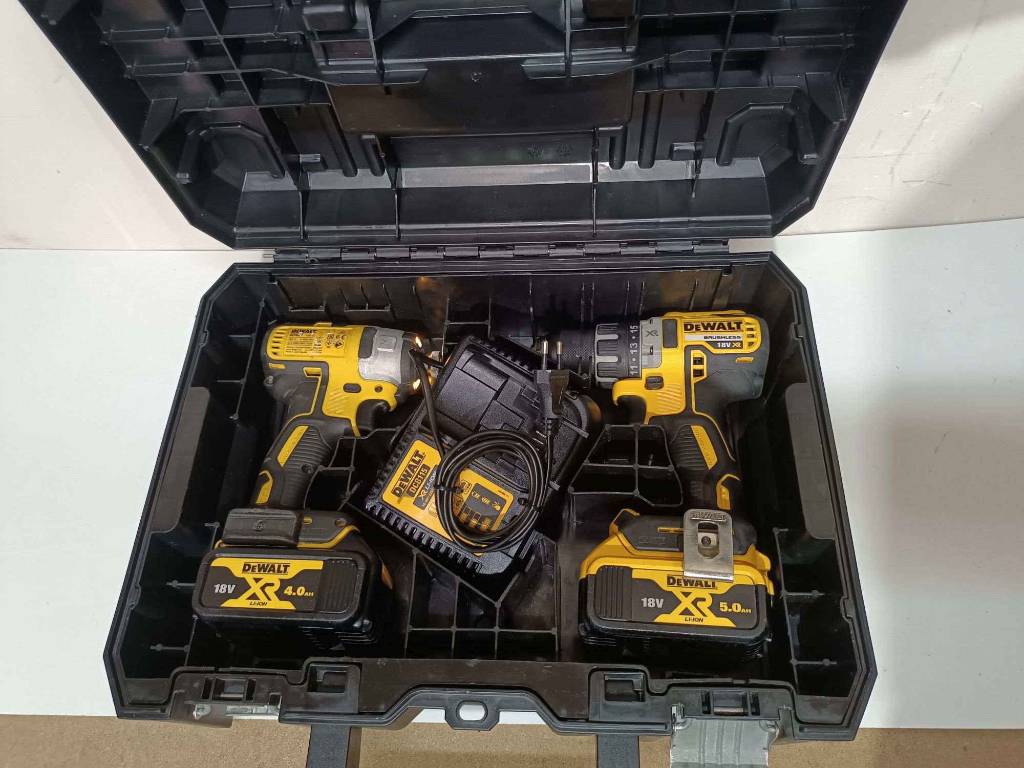 DeWalt DCF 887 DCD 791 безщітковий шуруповерт та імпакт Деволт