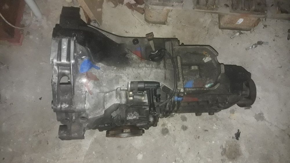 Skrzynia biegów Audi 80 A6 C4 2,3 2,6 V6 DHN Vw Passat B5