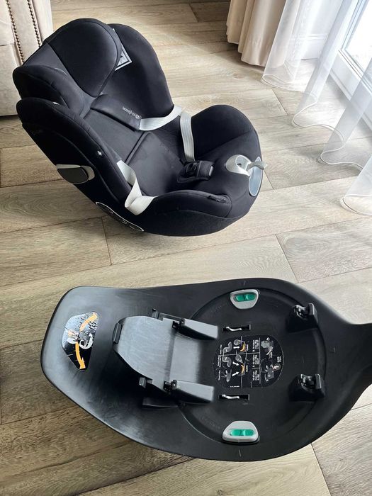 Fotelik samochodowy Cybex Cloud Z I-Size czarny 0-13 kg