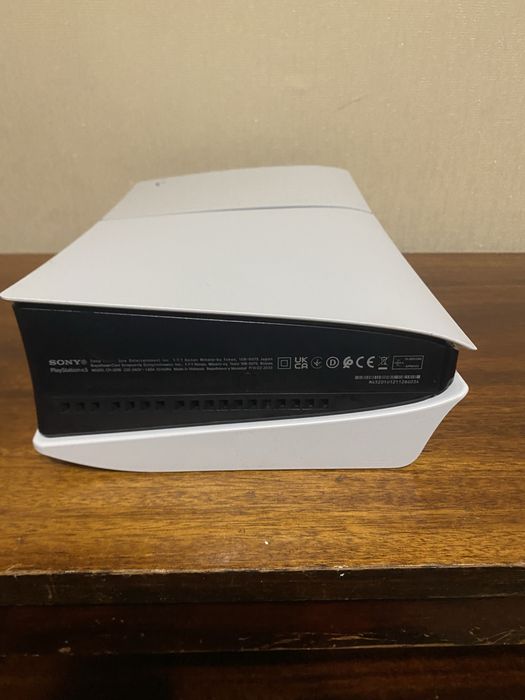 Ігрова приставка PlayStation 5 Slim