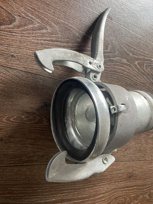 Złącze końcówka węża dźwigniowa gwint perrot 4”