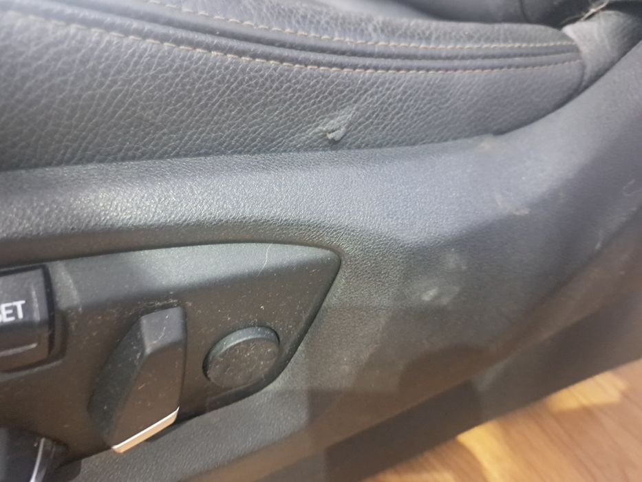 Fotele siedzenia skórzane przód BMW X5 F15