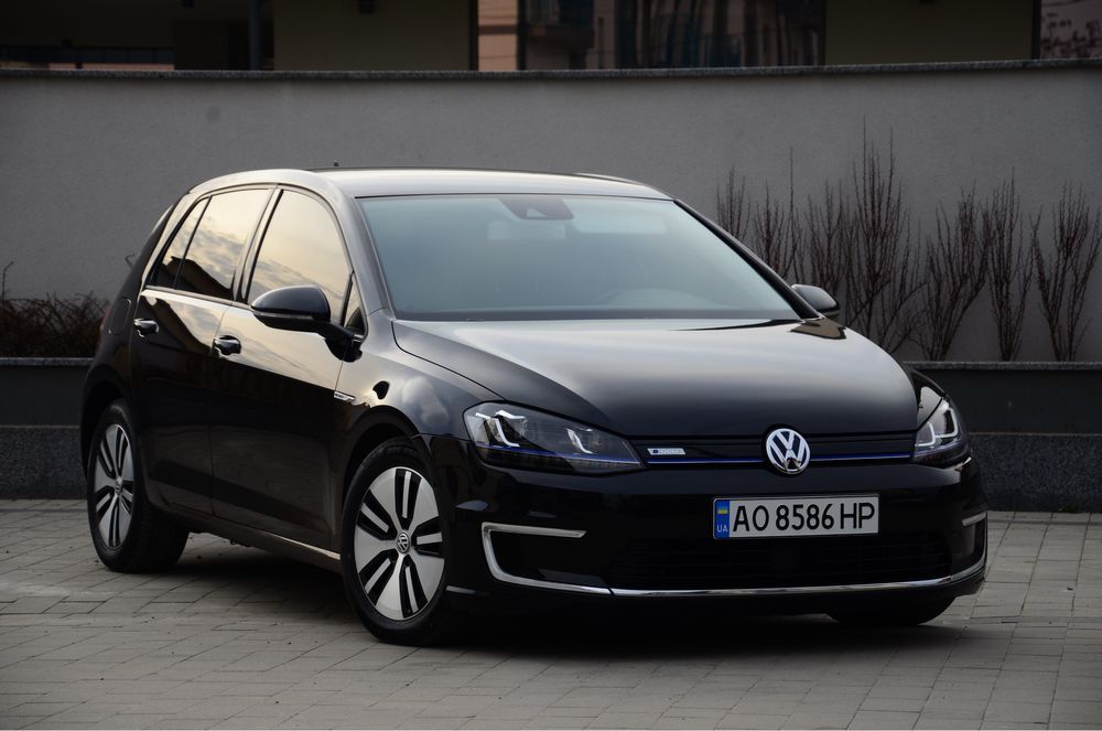 Volkswagen E-Golf 2014 Максимальна комплектація. (ОБМІН) є Торг