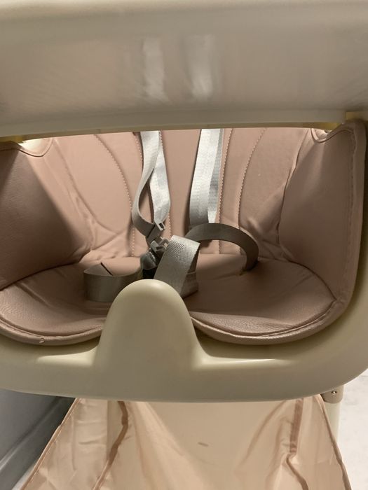 Krzeslo do karmienia