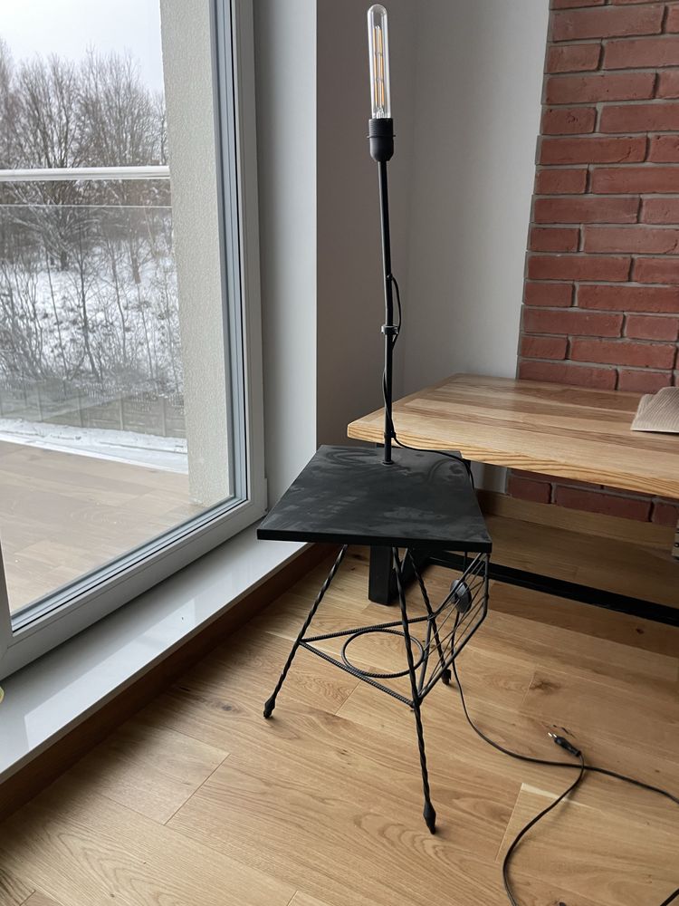 Stolik lampka loft po renowacji