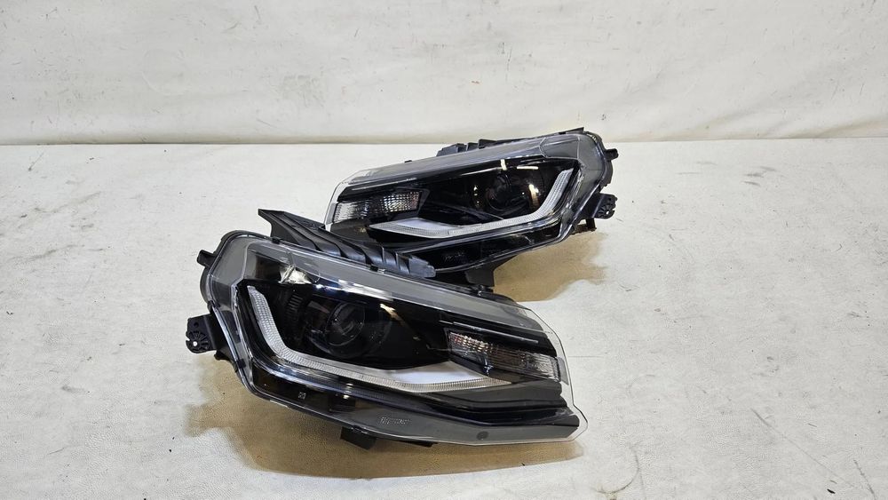 lampa przód przednia lewa prawa chevrolet camaro xenon 84364824 84364823