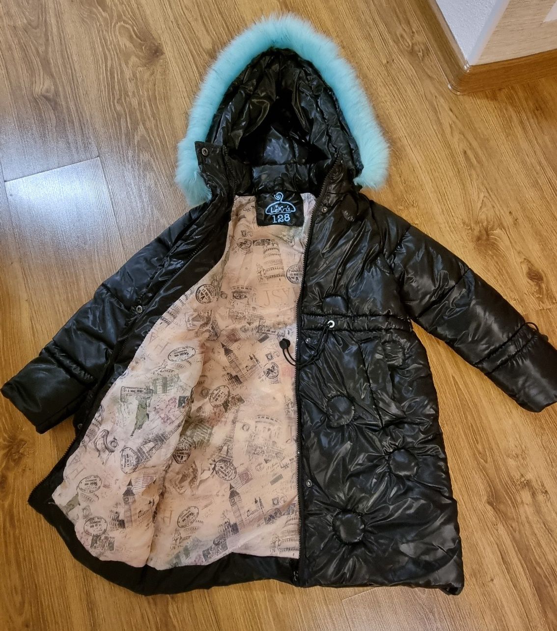 Дитяча зимова куртка, чорна, 128-134 розмір