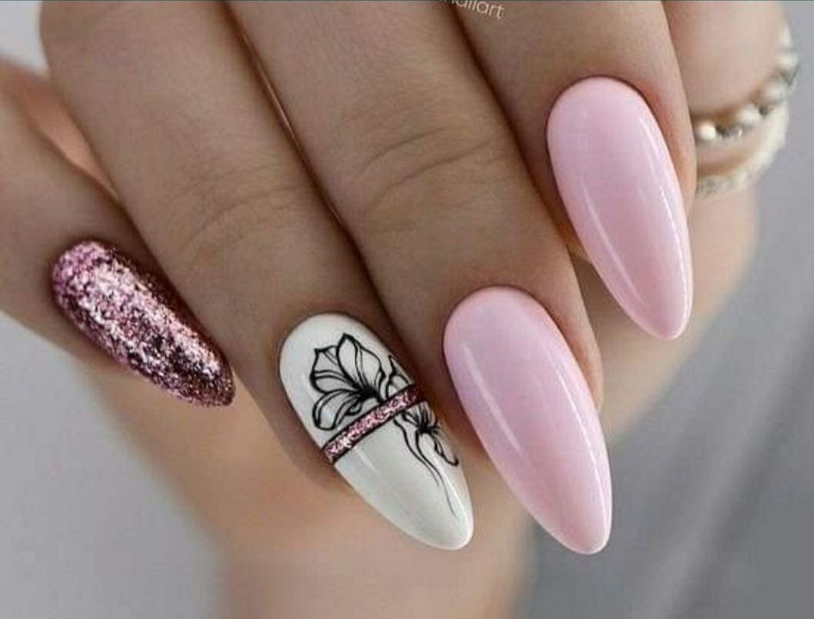 Маникюр, педикюр, наращивание  ногтей