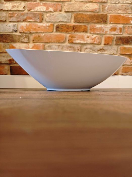 Umywalka biała łazienka nowoczesna korek złoty klik