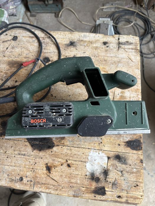 Plaina eletrica Bosch PRO 2-82