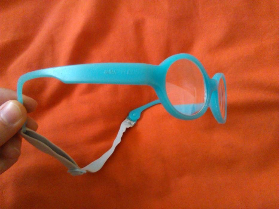 Óculos para bebé em silicone inquebráveis