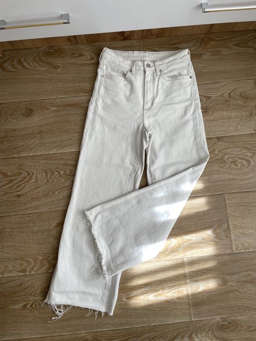 Джинси прямі молочні
