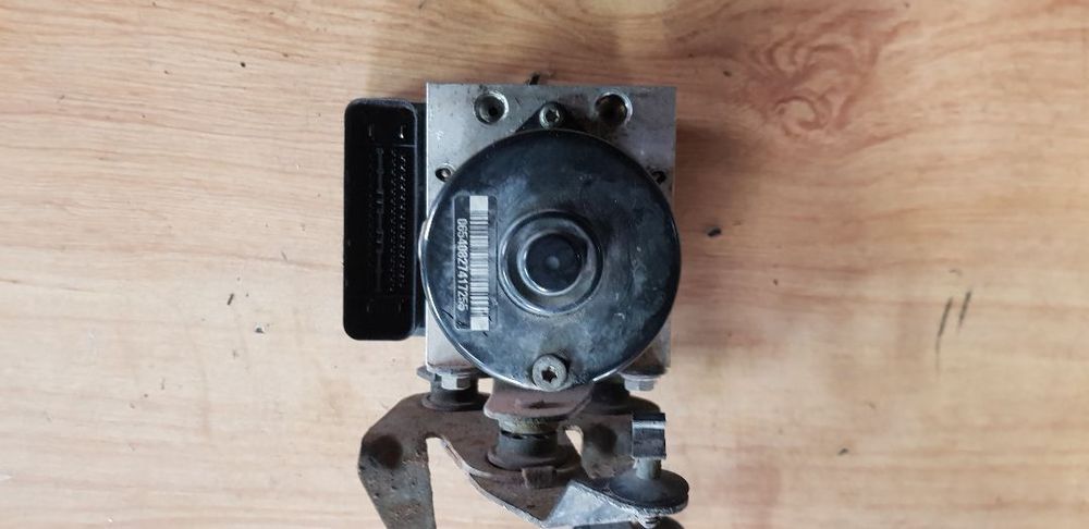 GOLF V LEON II OCTAVIA II POMPA ABS 1K0907379Q