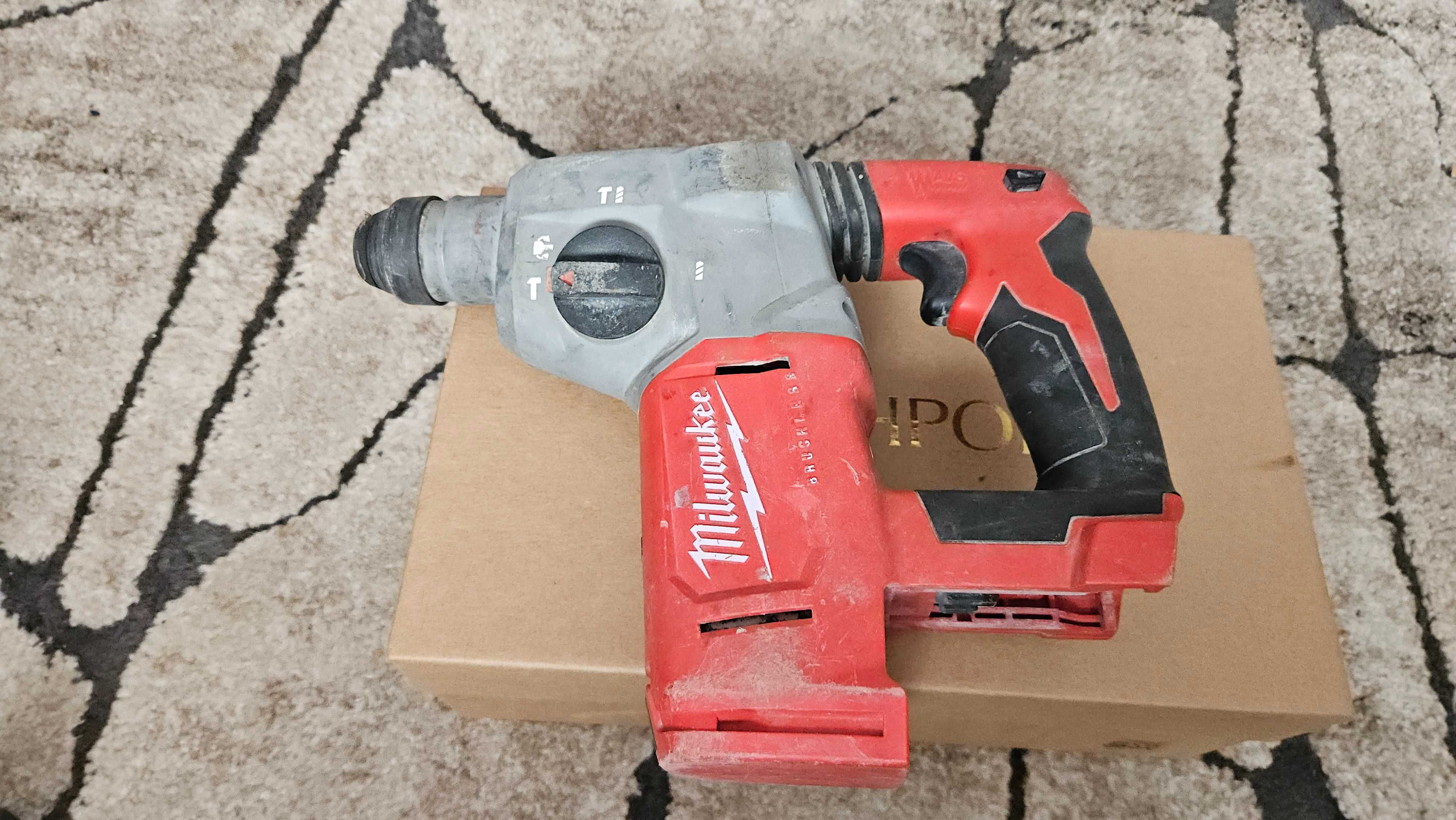Milwaukee M18 BLH-0 Młotowiertarka SDS-Plus 2,3J 18V