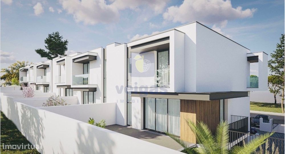 Lote Urbanizado com Projeto Aprovado para 6 Moradias em banda