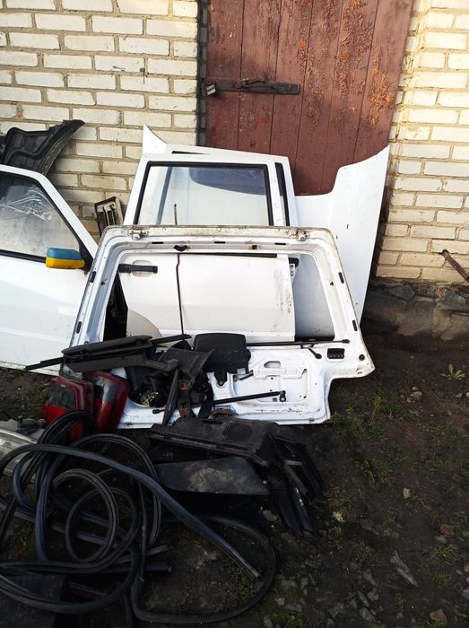 Запчастини на Фіат уно