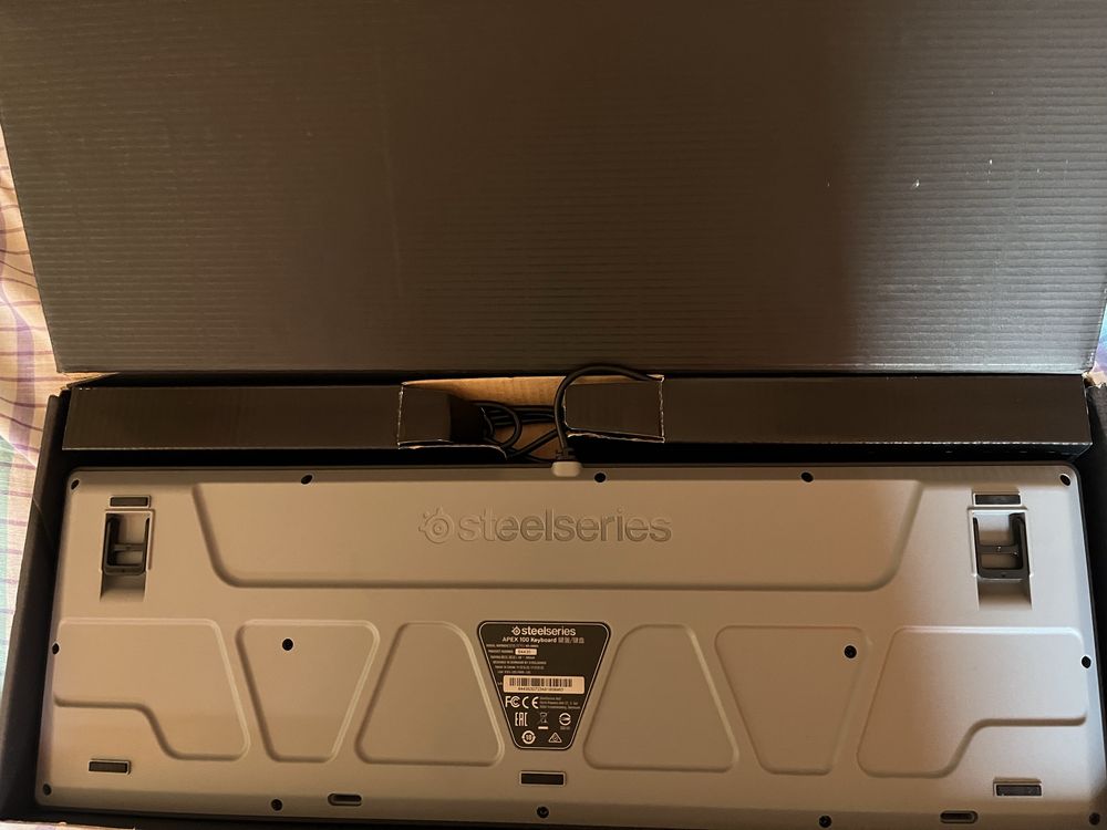 Игровая клавиатура Steelseries Apex 100