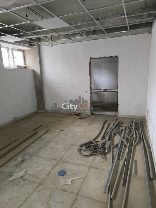 Продаж приміщення на Собранецькій