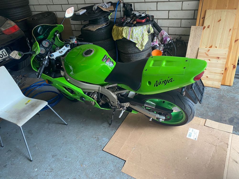Kawasaki Ninja zx 600 R6