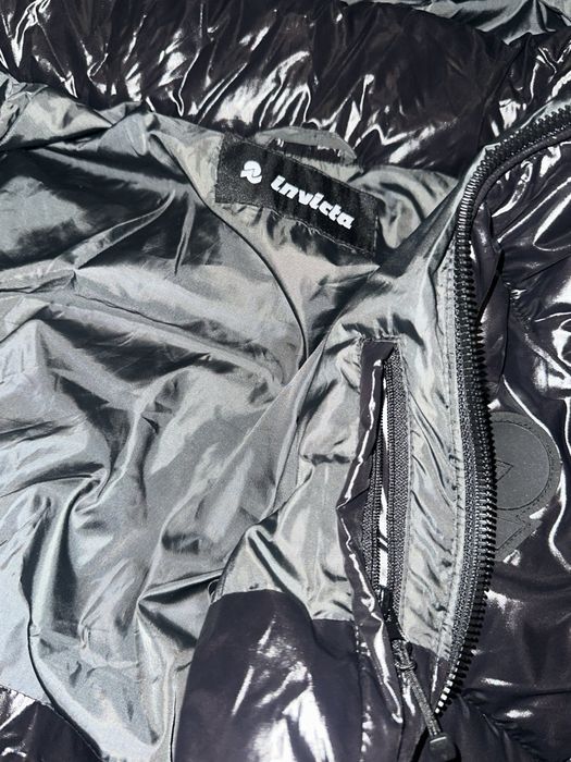 Зимова чоловіча куртка invicta