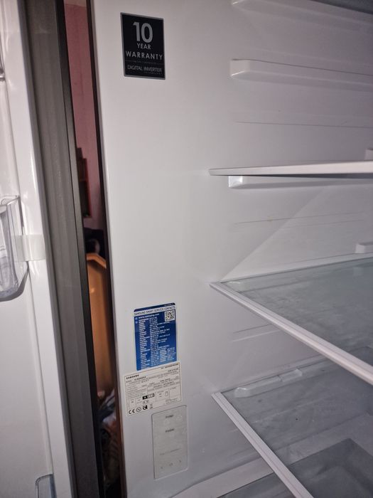 SAMSUNG Холодильник NO FROST INVERTOR с морозилкой НОВИЙ