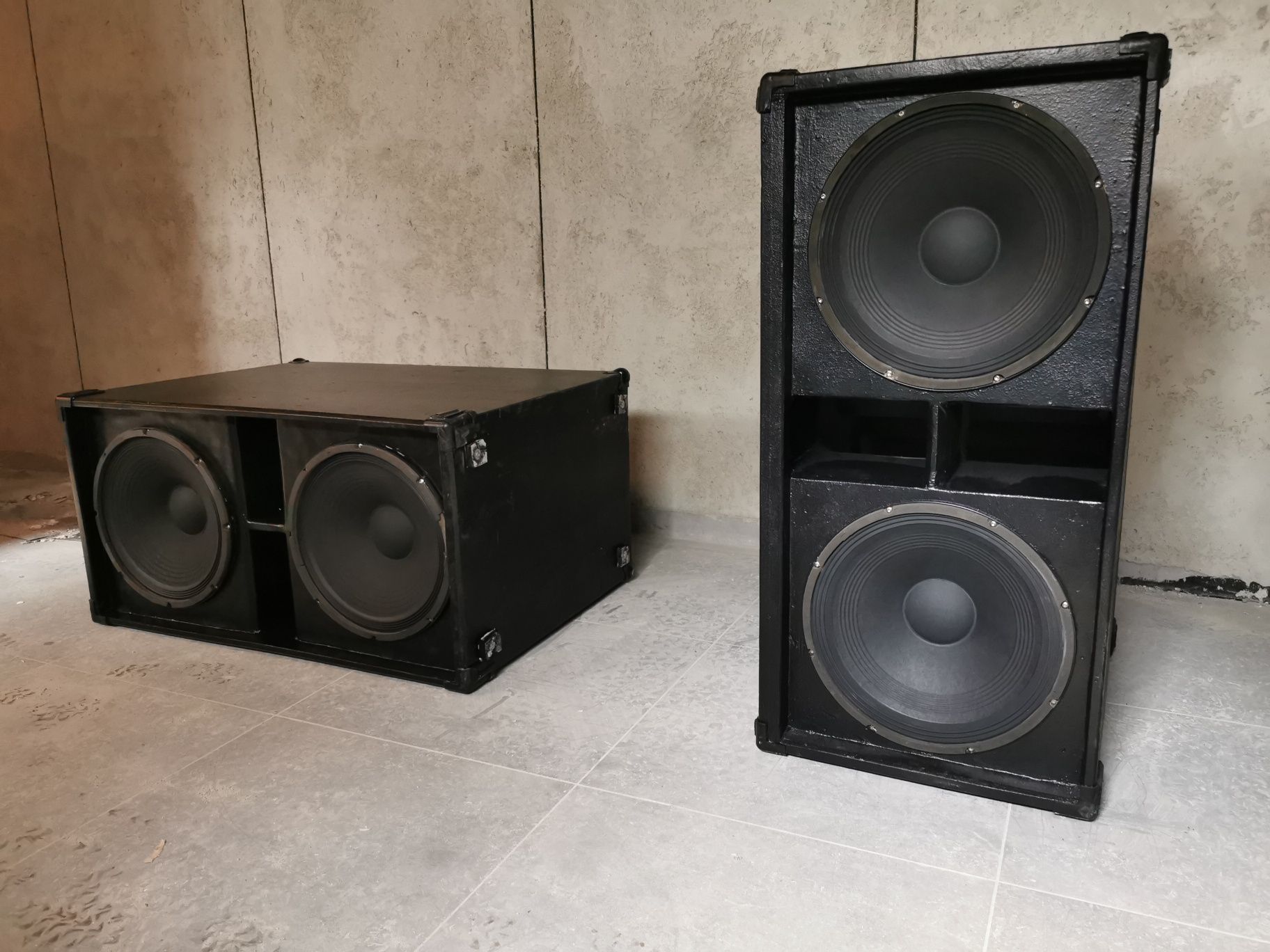 2 kolumny basowe 2x 15" 800w  Electro Voice / Eminence