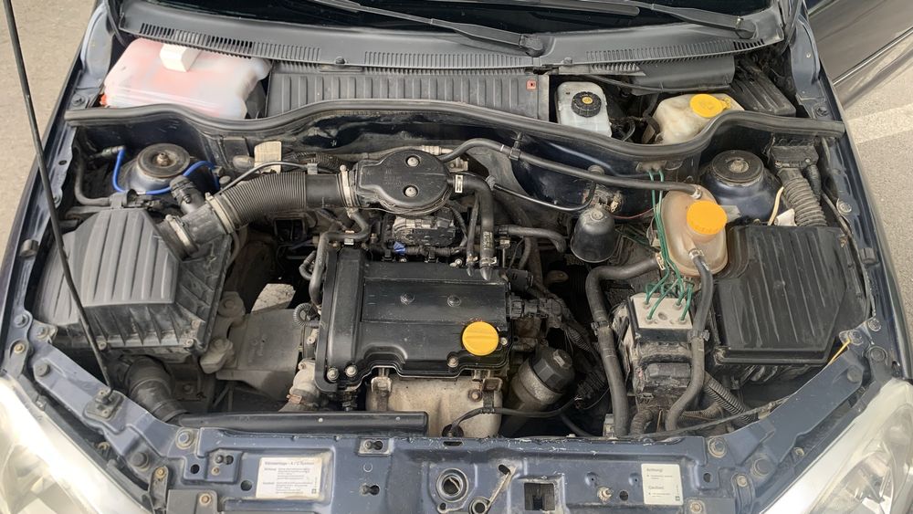 Opel Corsa C 1.0 2001