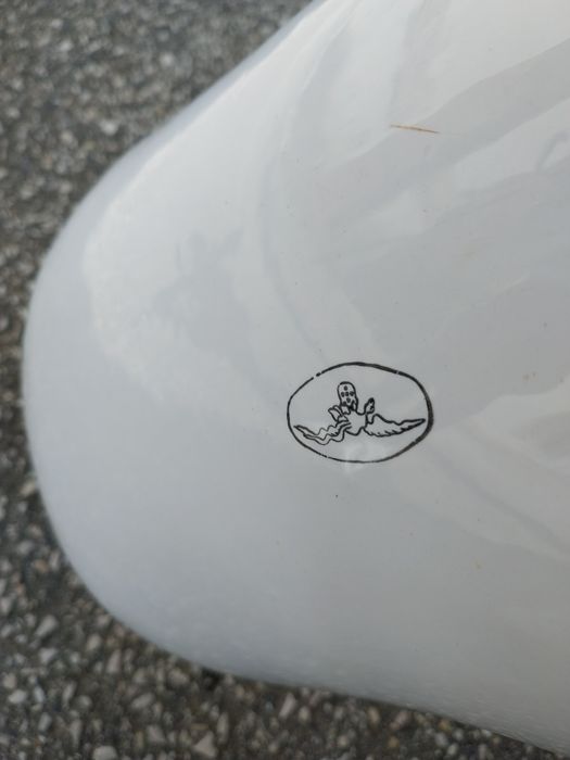 Bidé antigo esmaltado